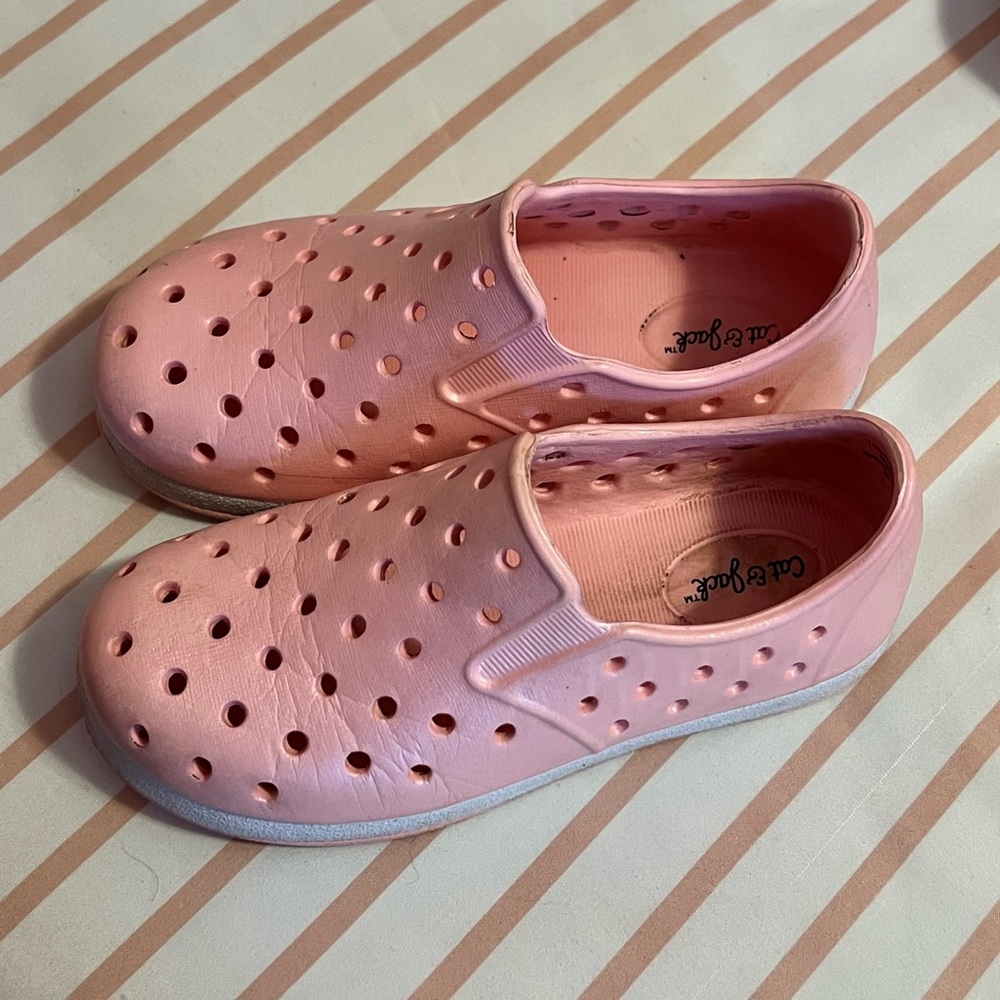 Cat and Jack Water shoes